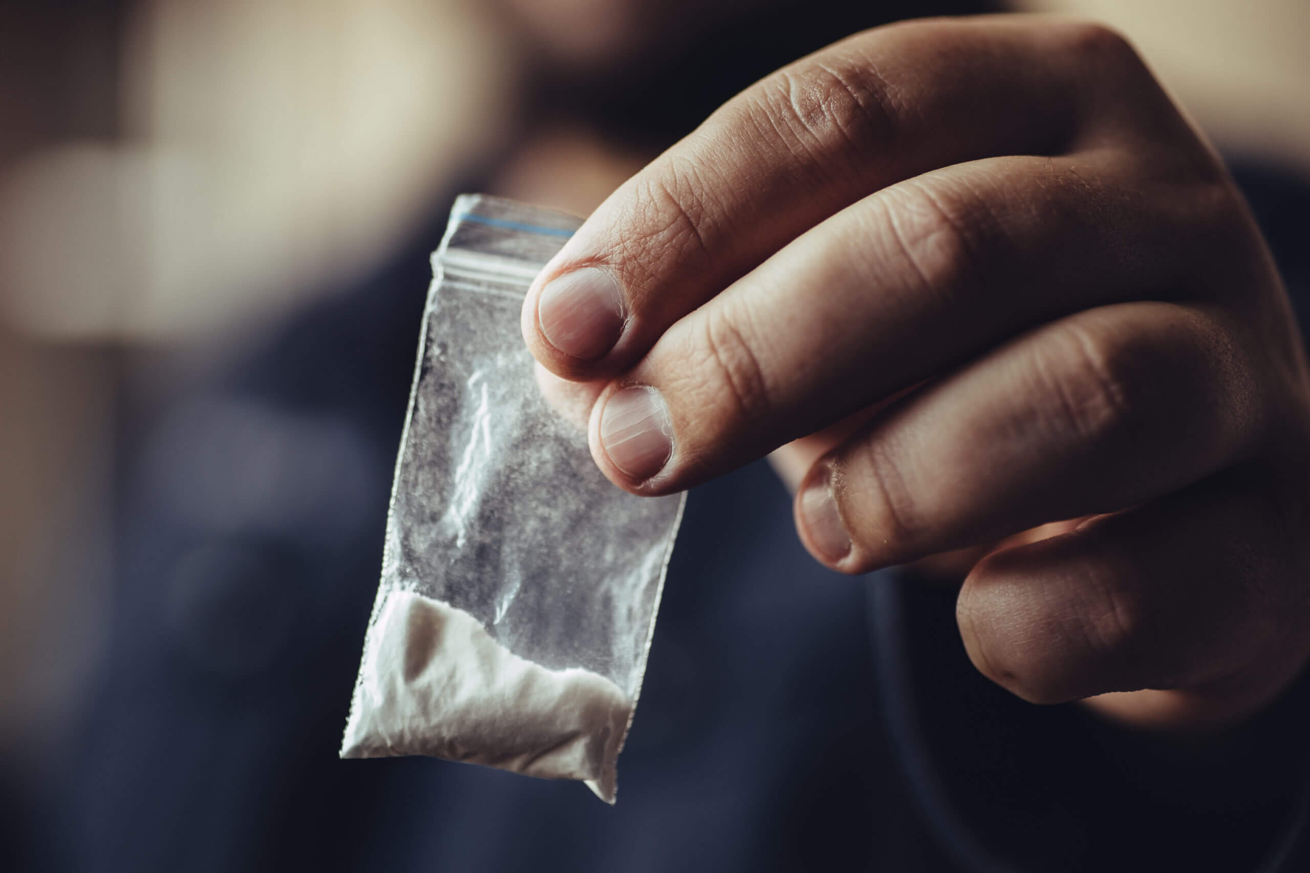 Crack Cocaine Addiction: Signs and Symptoms | Launch Centers