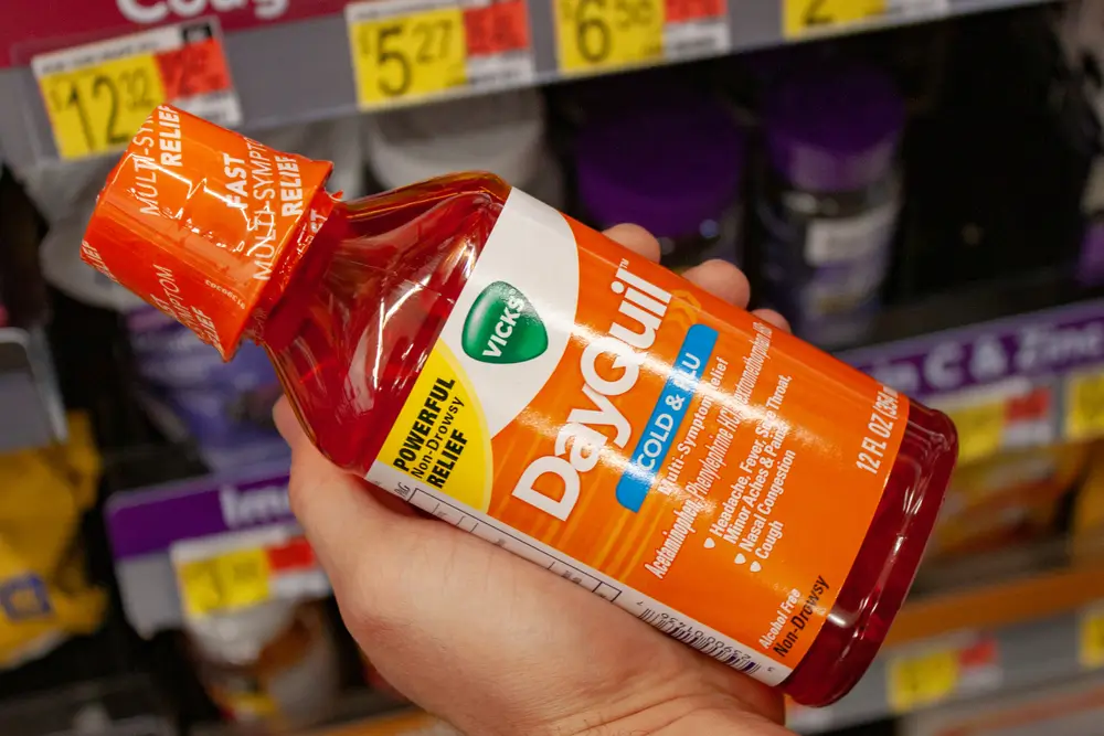 can-you-drink-alcohol-on-dayquil-risks-and-precautions-launch-centers